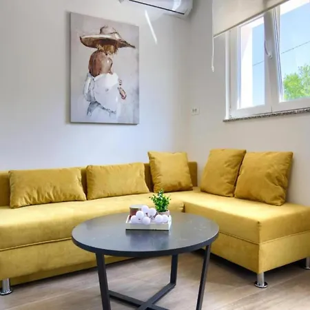 One Bedroom With Terrace A1 *