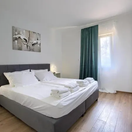 Daire One Bedroom With Terrace A1 *